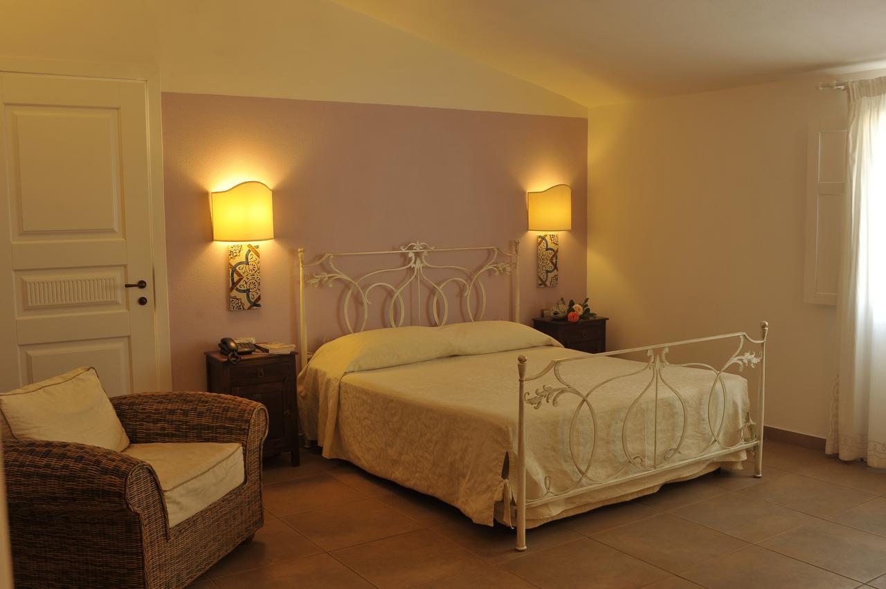 Hotel Villa Pimpina Калофорте Экстерьер фото